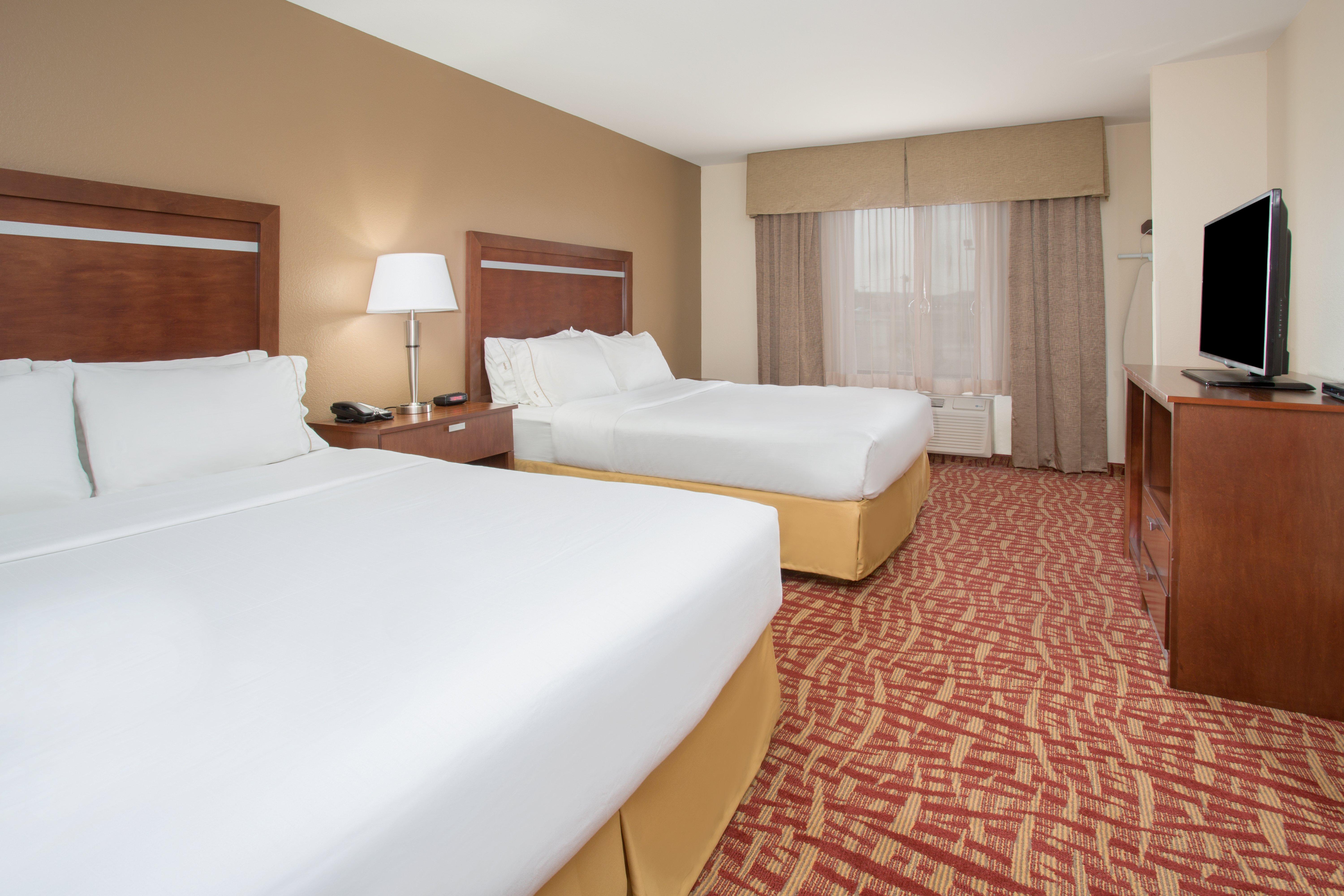 Holiday Inn Express & Suites Glendive By Ihg Exterior photo