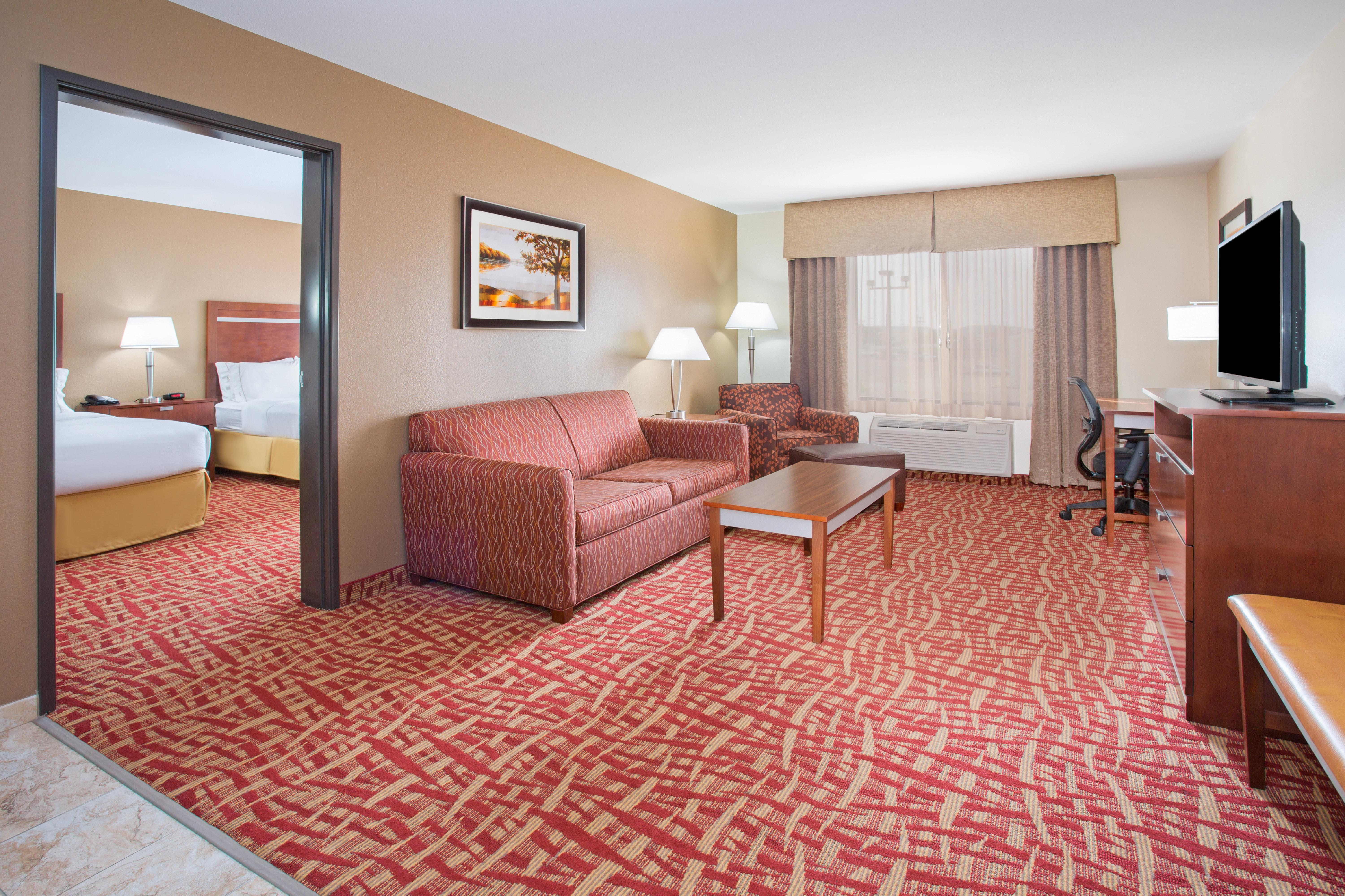 Holiday Inn Express & Suites Glendive By Ihg Exterior photo