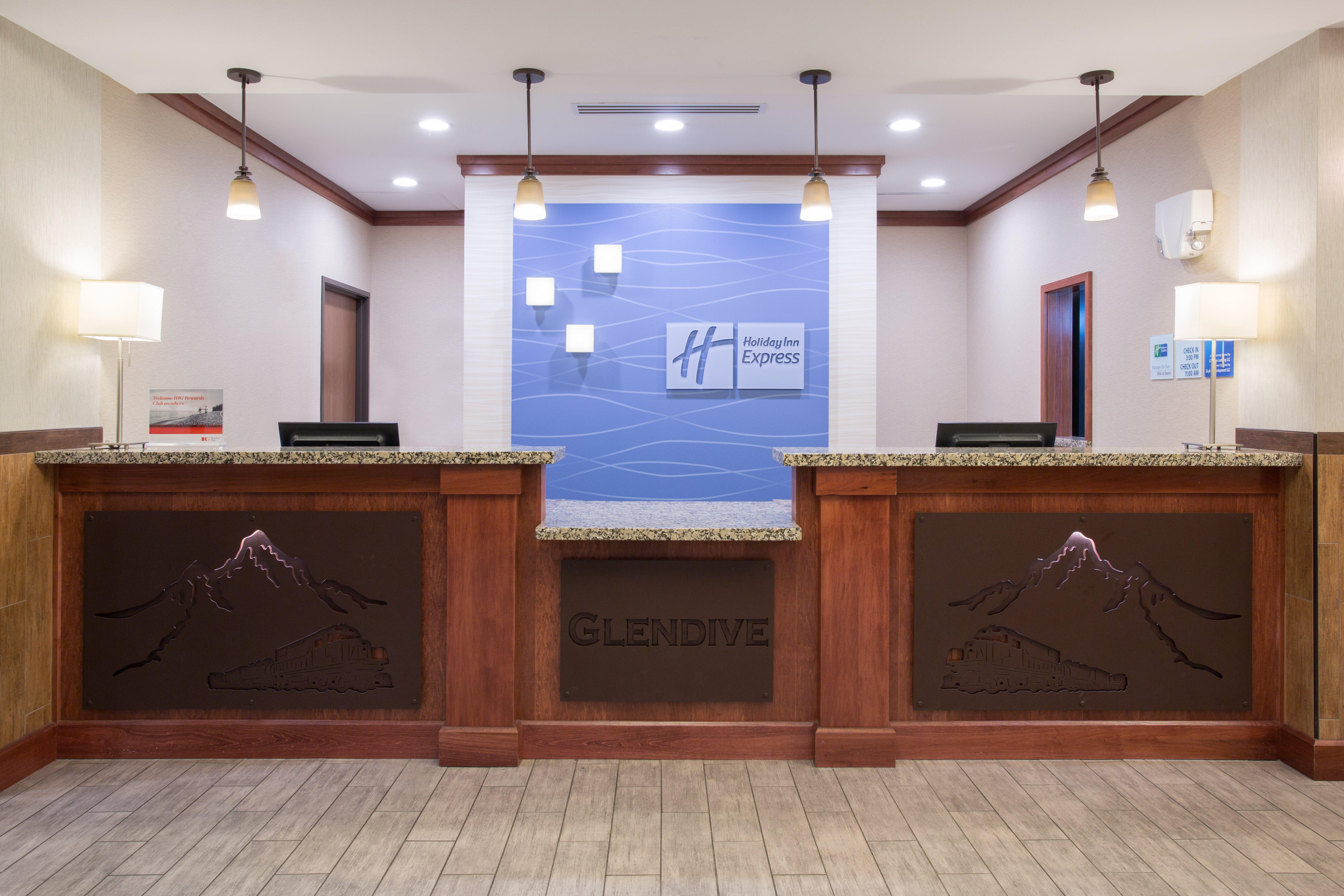 Holiday Inn Express & Suites Glendive By Ihg Exterior photo